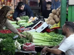 La guerra golpea la economía iraní: millones de empleos perdidos y fuerte caída del consumo